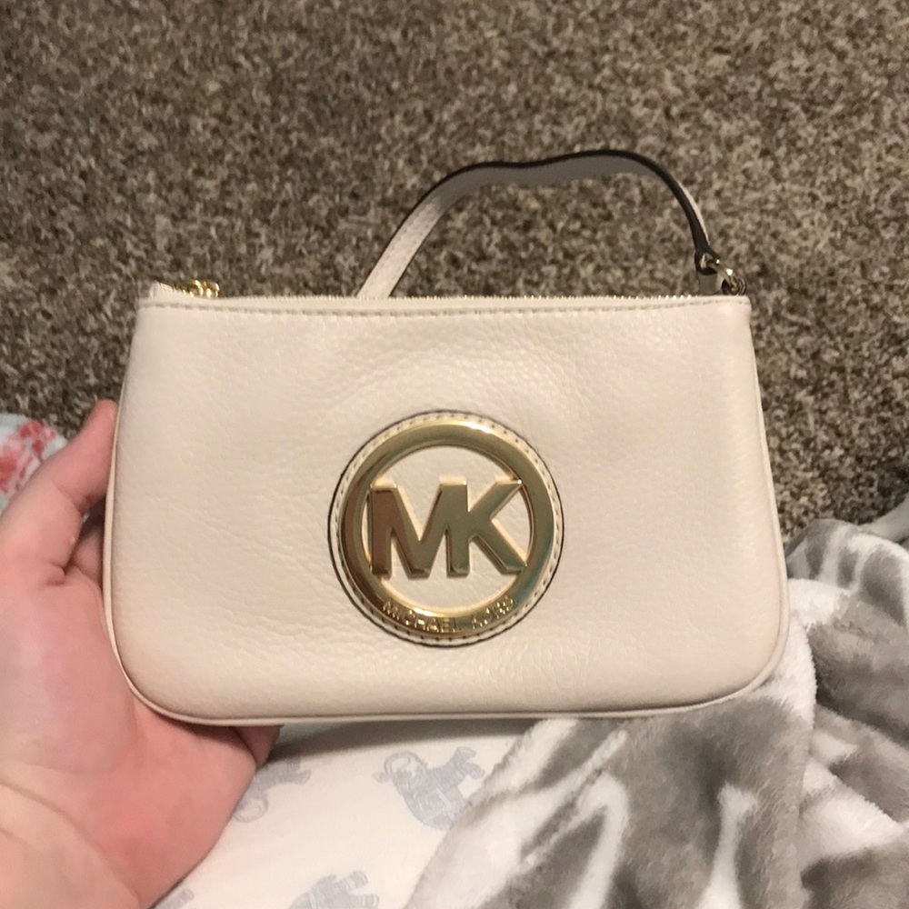 wristlet